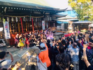 吹田市旭通商店街、高浜神社でのコスプレイベント