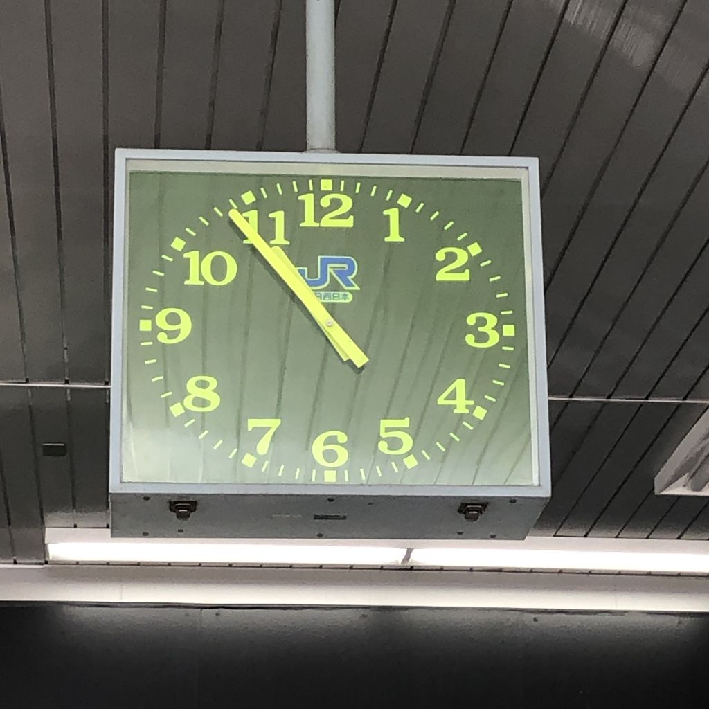 JR吹田駅の時計