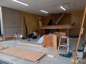 店舗工事中(何カナ?)
