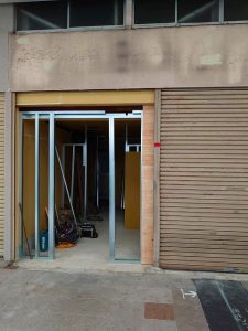 店舗工事中(何カナ?)